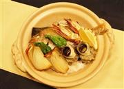淡路の郷土料理「宝楽焼き」。蒸し焼きにすることでうま味が凝縮する
