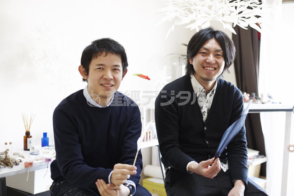 相思相愛でコラボレーションを実現させた宮前義之さん（左）と小松宏誠（こうせい）さん