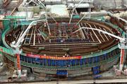 江蘇省連雲港市で建設中の田湾原子力発電所４号機＝２０１３年９月（中国新聞社）