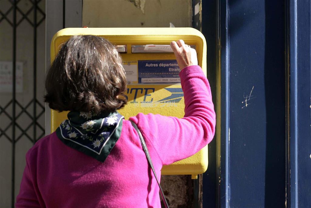 ２枚目の写真。どんな人に書いた手紙だろうかと想像させる一枚もまた良し＝フランス・首都パリ（須藤夕子さん撮影）