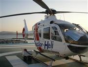 医師が乗り込み、患者の搬送中にも治療を行う「ドクターヘリ」