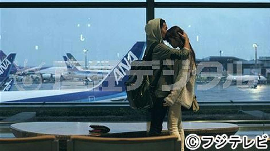 印象的なシーンをもう一度（湯川正人と島袋聖南、フジテレビ提供）。（Ｃ）フジテレビ