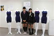 女子中学生と共同開発した水着「ハロースイムウェア」
