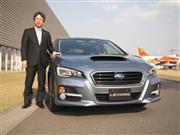 富士重工業の「レヴォーグ」