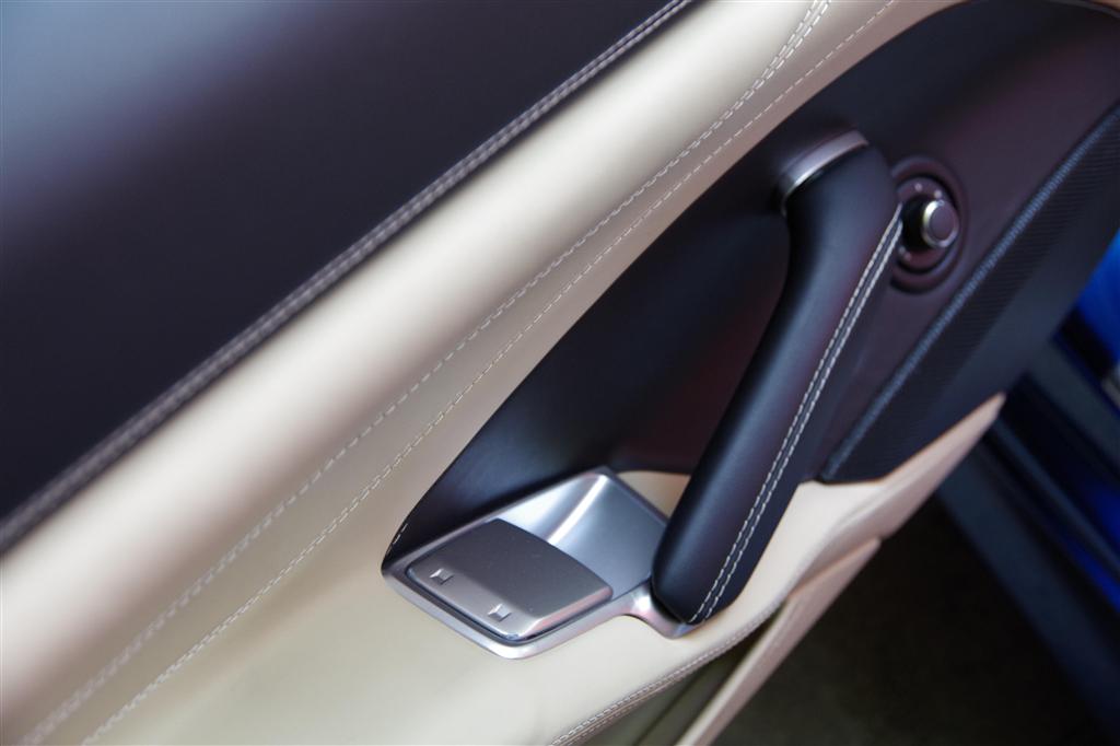 日本で初めて公開されたフェラーリの新型モデル「カリフォルニアＴ」