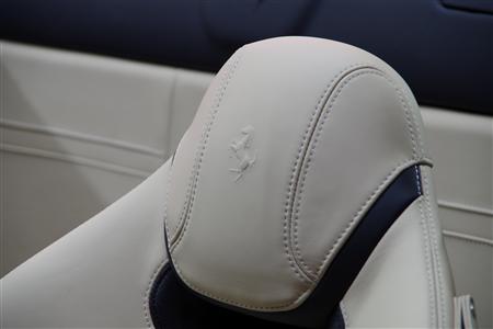 日本で初めて公開されたフェラーリの新型モデル「カリフォルニアＴ」