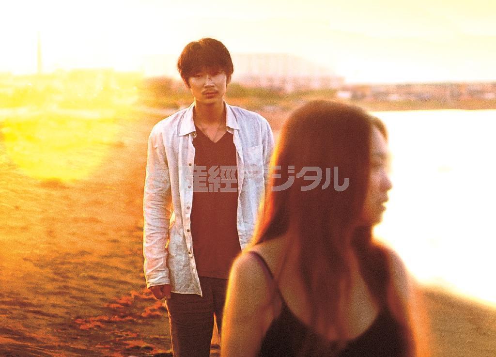 【かざすンＡＲ（視聴無料）】映画「そこのみにて光輝く」（呉美保監督）。４月１９日公開（太秦提供）