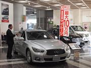 東京日産自動車販売「新車のひろば目黒店」ではお得なキャンペーンをアピールしている＝１７日、東京都品川区