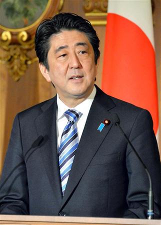 共同記者会見で発言する安倍首相＝２４日午後、東京・元赤坂の迎賓館（代表撮影）