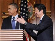 共同記者会見を終えたオバマ米大統領と安倍首相＝２４日午後、東京・元赤坂の迎賓館（代表撮影）