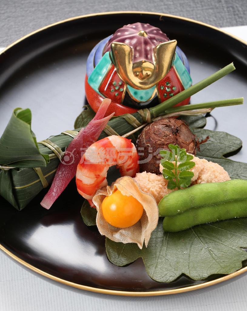 素材の味はもちろん、色彩など細部にも気を配った逸品