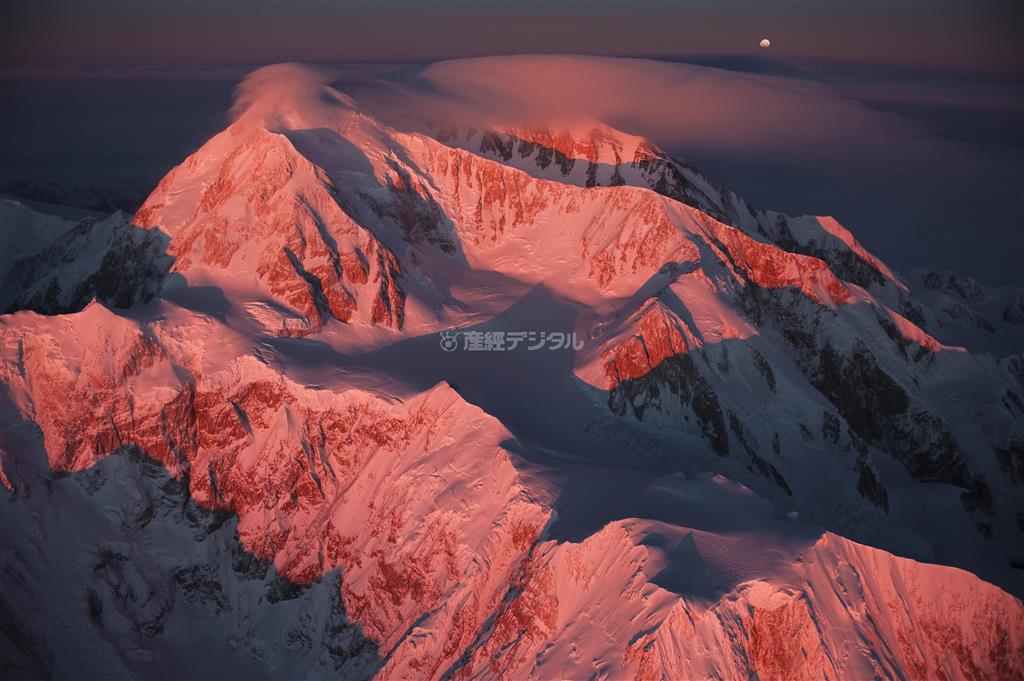 厳冬期のマッキンリー山頂付近＝２００９年１２月３１日、米アラスカ州（松本紀生さん撮影）