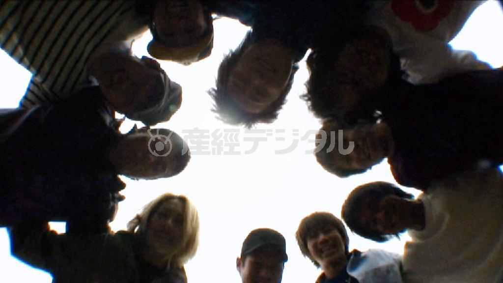 Ｃｈｉｍ↑Ｐｏｍ「気合い１００連発」（提供写真）。（Ｃ）Ｃｈｉｍ↑Ｐｏｍ