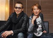 不仲か否か、ファンでも判断が分かれるとされる大沢樹生（みきお）さんと諸星和己（もろほし・かずみ）さん＝２０１４年２月２６日、東京都港区（伴龍二撮影）