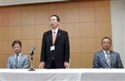 会員企業の家族や社員に対して実施したアンケートを発表する日本遊技産業経営者同友会の関係者