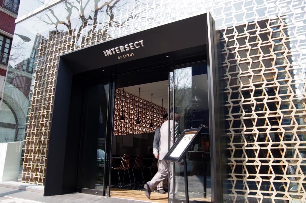 INTERSECT BY LEXUS＝東京都港区南青山