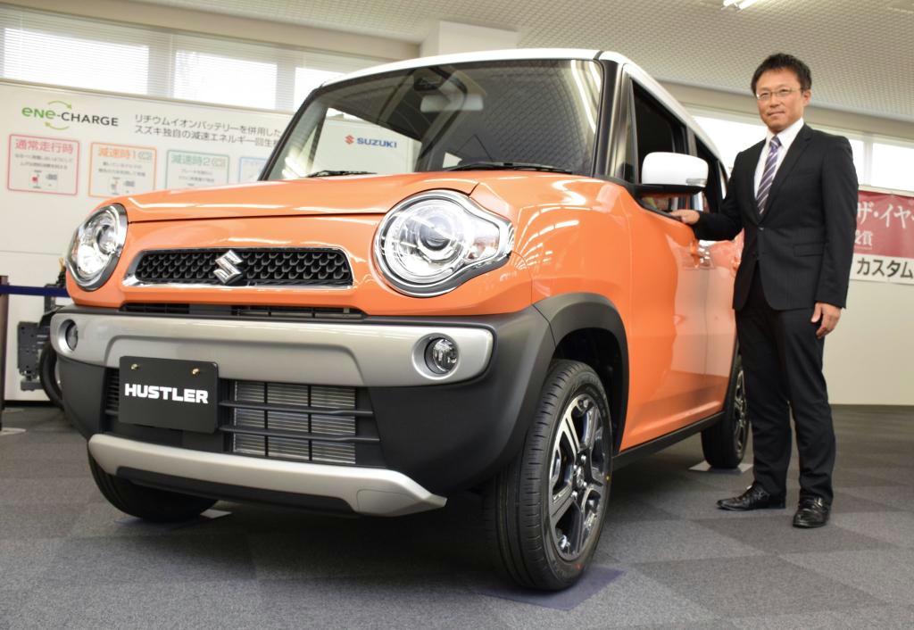 スズキ「ハスラー」と第一カーラインチーフエンジニアの高橋正志さん