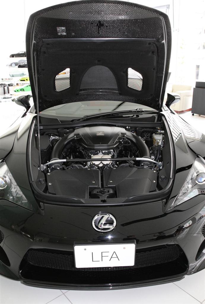 ＬＦＡのエンジンルーム