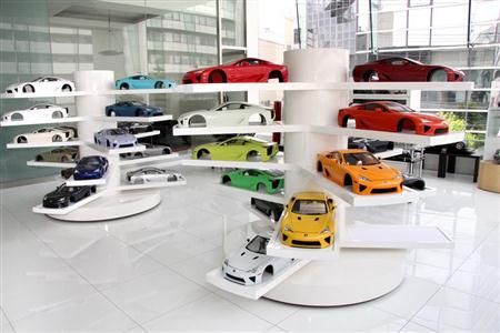 レクサスのスーパーカー「ＬＦＡ」のカラーバリエーション