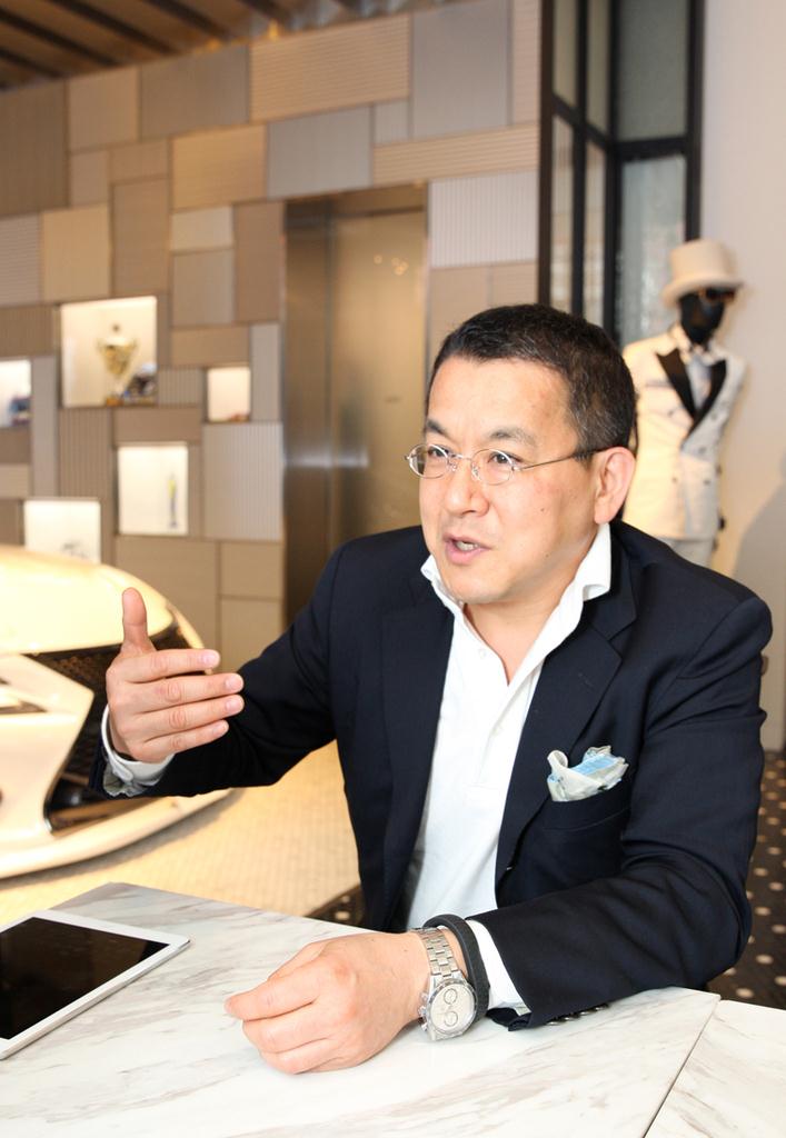レクサスブランドマネジメント部の河辺徹也氏
