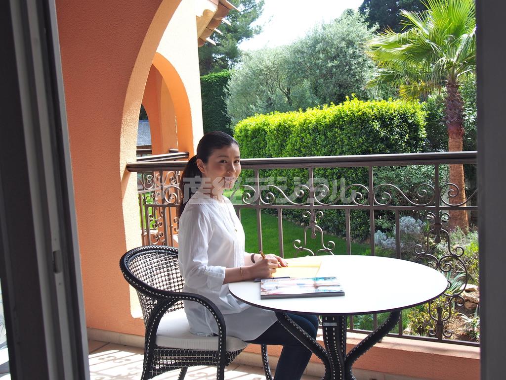 書家、中塚翠涛（なかつか・すいとう）さん＝２０１４年５月１日（本人提供）