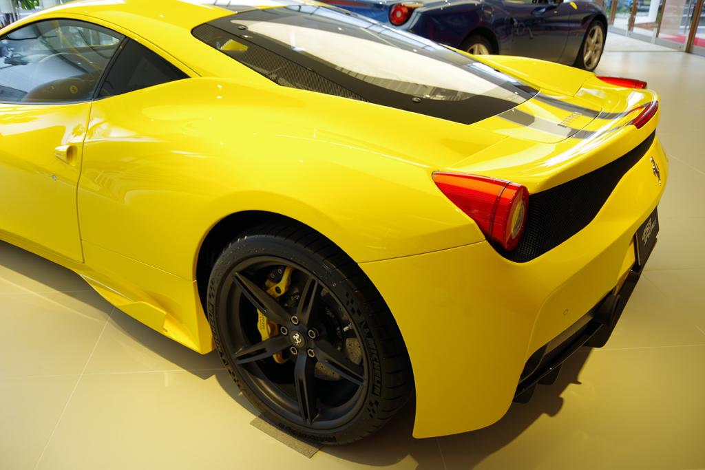 フェラーリ「４５８スペチアーレ」