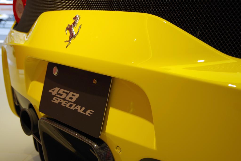フェラーリ「４５８スペチアーレ」