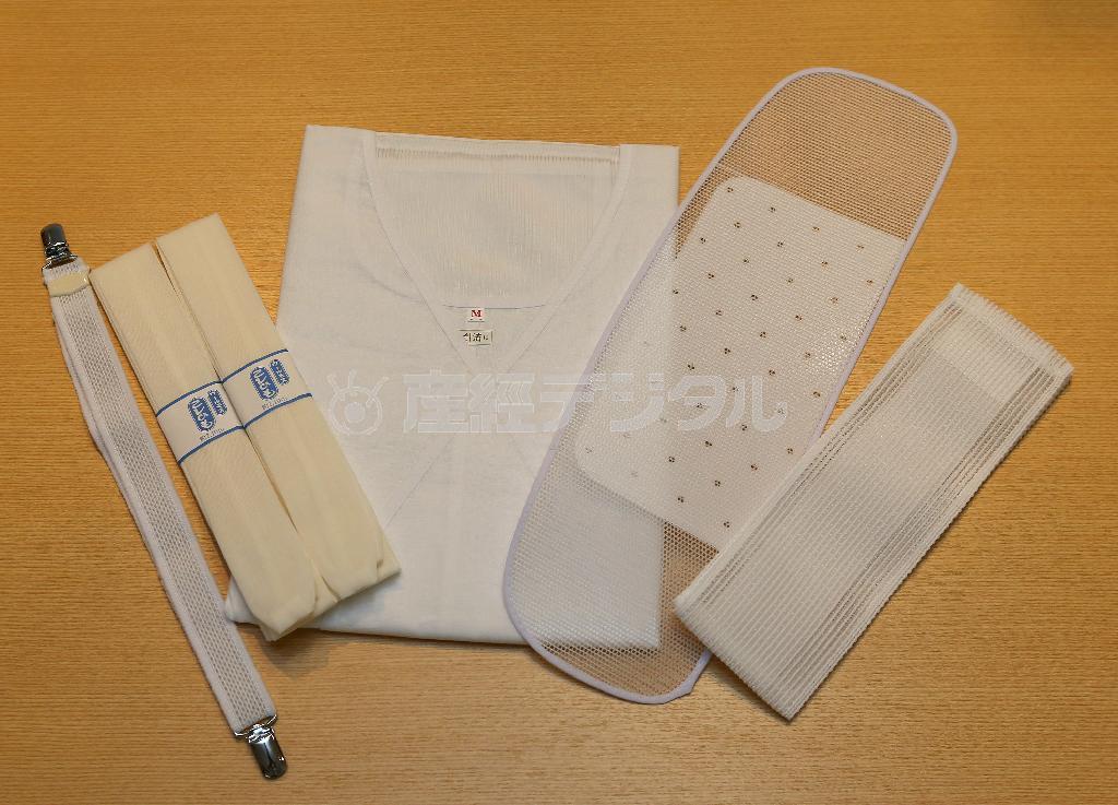 浴衣を着るのに必要な小物一式がそろった浴衣小物５点セットは６０００円＝２０１４年６月３０日、東京都中央区・松屋銀座（小野淳一撮影）