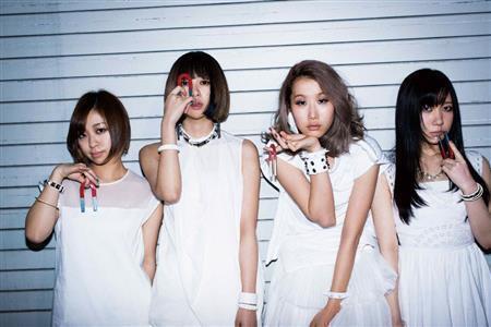 新進気鋭のロックバンド、赤い公園＝２０１４年１月２６日（Ｊ－ＷＡＶＥ提供）