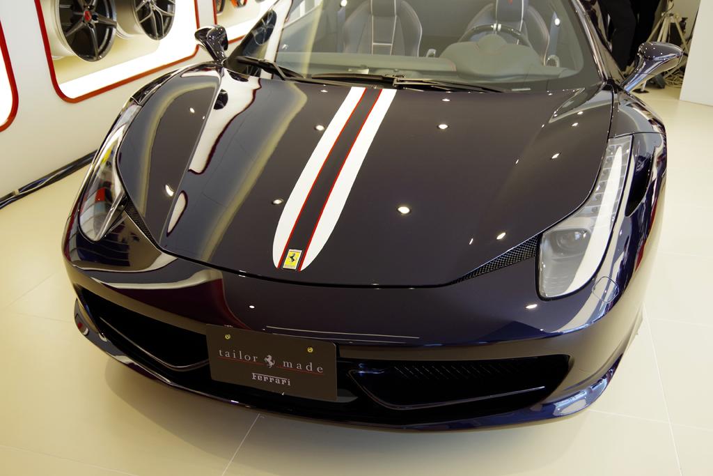 日本の「サムライ」をイメージしたテーラーメイド・プログラム版の「４５８スパイダー」