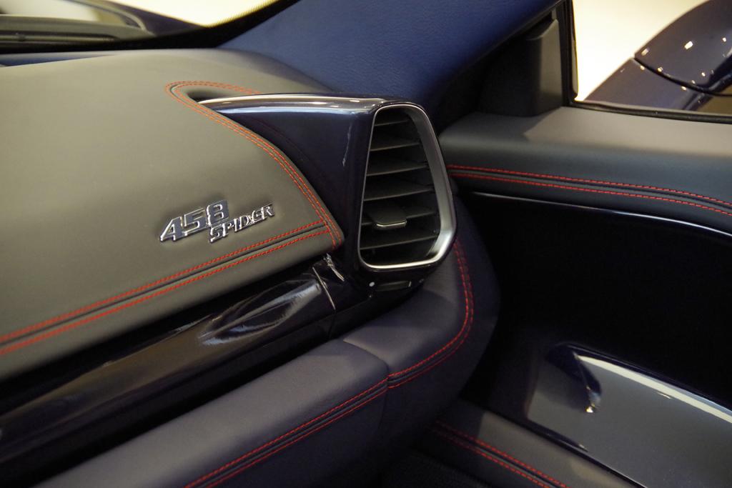 日本の「サムライ」をイメージしたテーラーメイド・プログラム版の「４５８スパイダー」