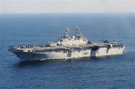 米海軍の強襲揚陸艦マキン・アイランドと同じ強襲揚陸艦エセックス