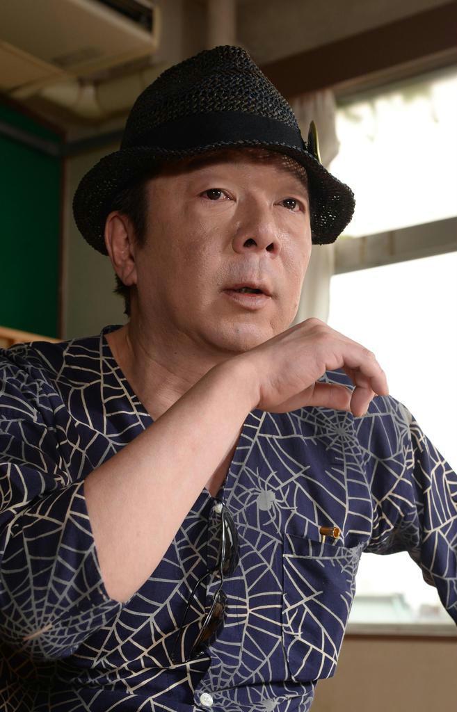 「松尾さんの台本は個々のキャラクターが秀逸」と語る古田新太（同）