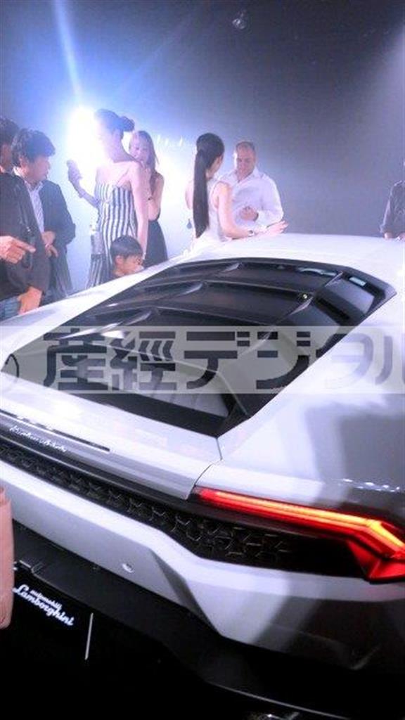 東京都内で行われた新型スーパーカー「ランボルギーニ・ウラカン＿ＬＰ６１０－４」のローンチパーティにうかがいました（花千代さん提供）
