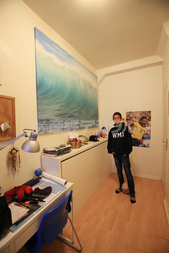 １６ミリの広角レンズで広く見えるように撮りました＝２０１４年６月２９日、フランス・首都パリ（須藤夕子さん撮影）