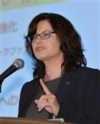 会見する日本マクドナルドのサラ・カサノバ社長兼最高経営責任者（ＣＥＯ）＝２９日午後、東京都中央区（栗橋隆悦撮影）