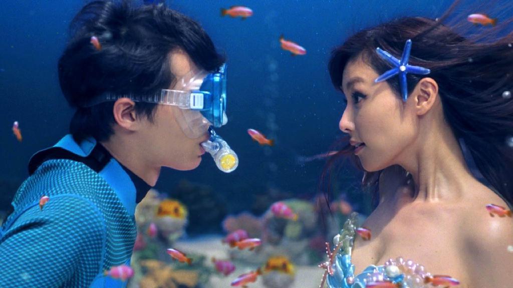 「ポカリスエットイオンウォーター」のＣＭで人魚姫を演じる深田恭子