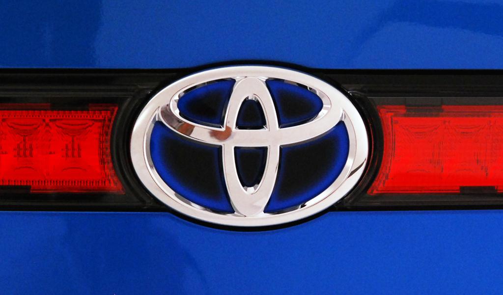 トヨタ自動車のエンブレム