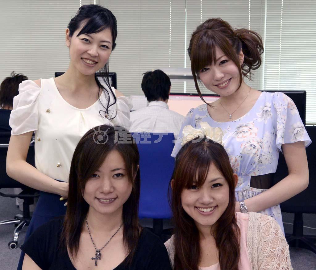 美人プロ雀士の皆さん。前列左から茅森早香プロ、日向藍子プロ、後列左から樋口清香プロ、足木優プロ
