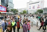 日本旅行は、外国企業の報奨旅行で人気スポットの渋谷駅前「スクランブル交差点」を日程に組み込んだ（同社提供）