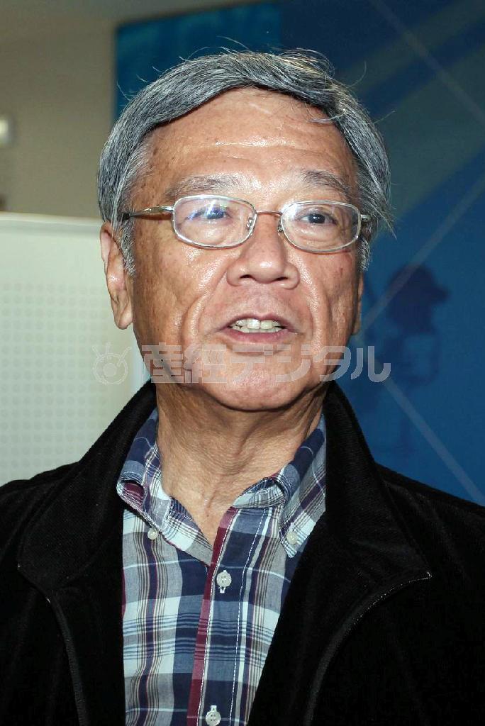 元自民党県連幹事長ながら辺野古（沖縄県名護市）移設反対を唱える翁長雄志（おなが・たけし）那覇市長＝２０１０年１月１２日、沖縄県那覇市（斎藤浩一撮影）