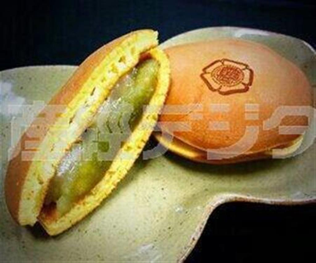 「大学は美味しい！！」フェアで販売したおみやげチーム開発のどらやき「ときわこまち」＝２０１４（平成２６）年（お茶の水女子大＿「Ｏｃｈａｓ」撮影）