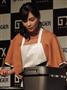 タイガー魔法瓶が９月から発売する調理家電で、手料理を披露する女優の倉科カナさん＝１９日、東京都目黒区