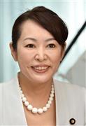 まずは私たちから－。女性の活躍推進に向け、それぞれ課題に取り組む自民党の森雅子少子化担当相＝２０１４年５月２０日、東京都千代田区永田町（寺河内美奈撮影）
