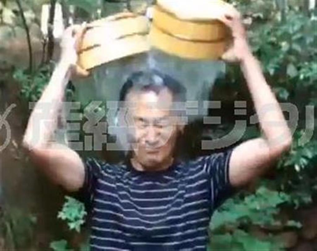 京都大ｉＰＳ細胞研究所の山中伸弥教授（動画サイト「ユーチューブ」から）＝２０１４年（共同）