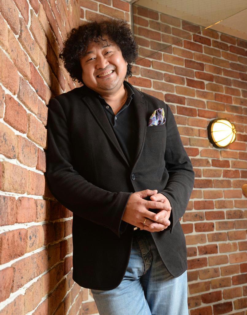 「チャリティー公演を続けているのは、被災された方々に思いを寄せる日をちゃんと作ることが大切だと思うから」と語る葉加瀬太郎（財満朝則撮影）