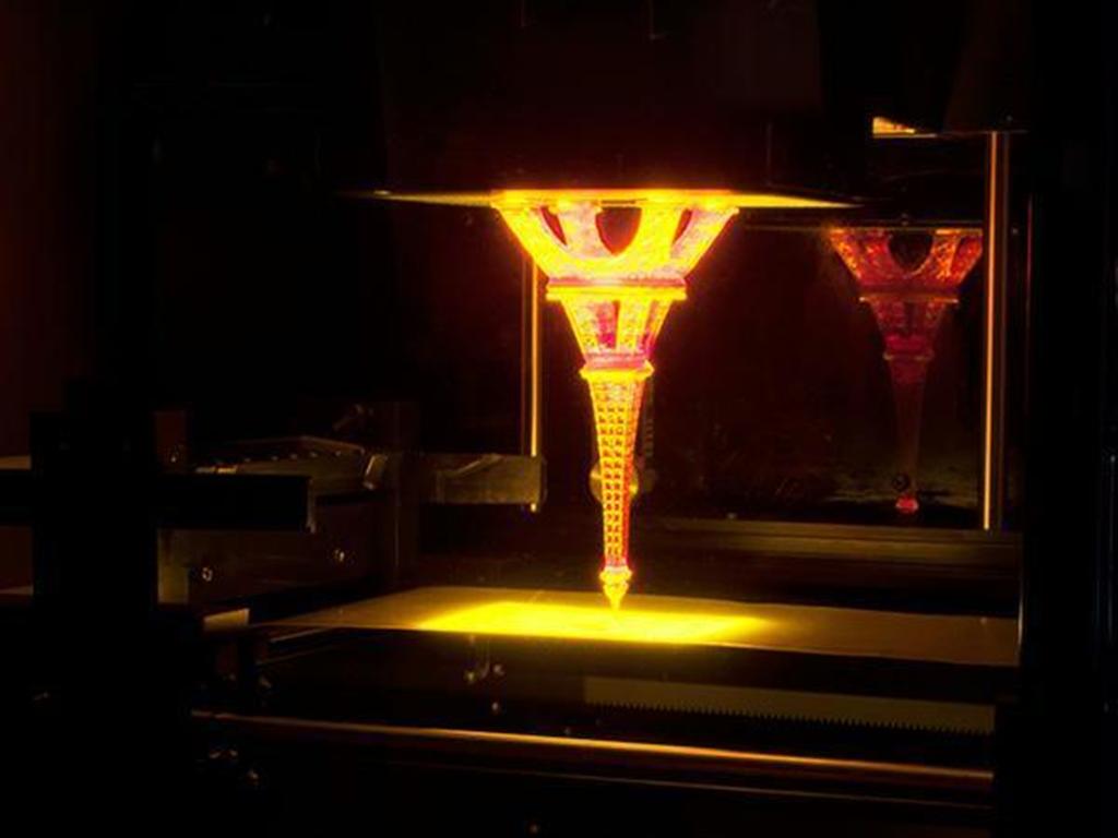 光造形方式による３Ｄプリンターは、高精度な造形が可能だ（アビー提供）