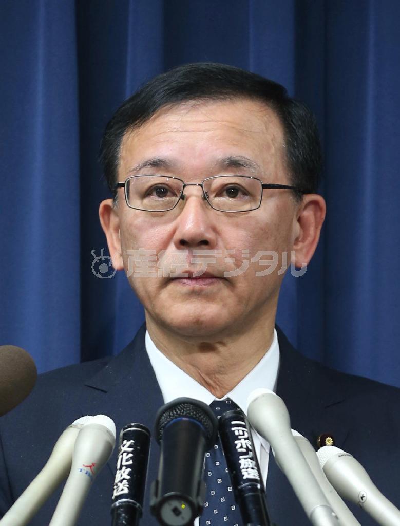 谷垣禎一（さだかず）法相＝２０１３年２月２１日、東京都千代田区（鈴木健児撮影）