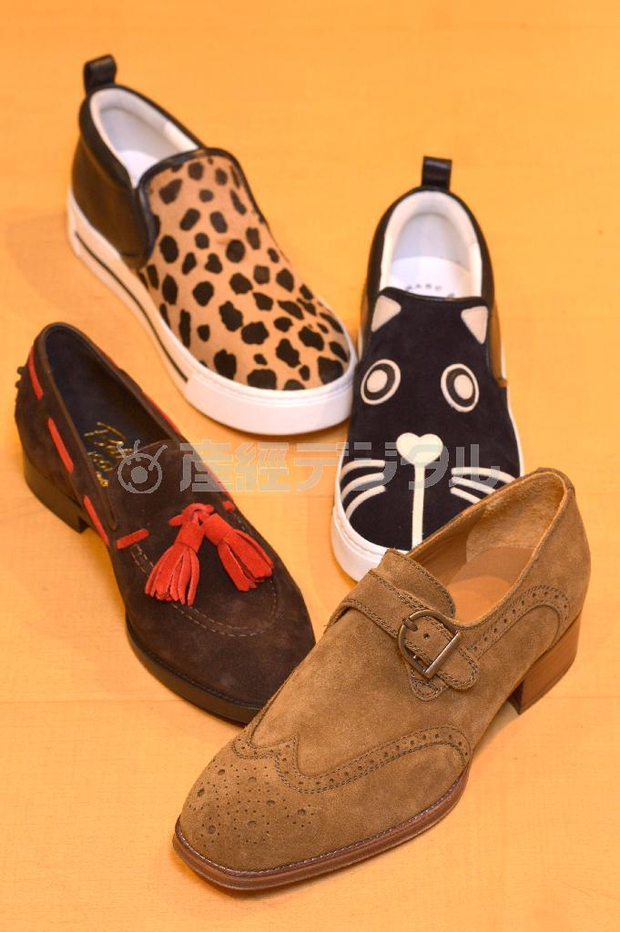 フラットシューズは遊びゴコロ満載。マーク＿ＢＹ＿マーク＿ジェイコブスのヒョウ柄（左上）とネコのデザイン（右上、各４万５０００円）、メンズライクなディエゴ・ベリーニ（左下、３万１０００円）とシー＿バイ＿クロエ（右下、５万６０００円）＝２０１４年９月１日、東京都中央区（宮崎瑞穂撮影）。※価格はすべて税別です