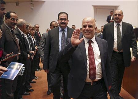 イラクの首都バグダッドで連邦議会に出席するハイダル・アバディ首相＝２０１４年９月８日（ロイター）